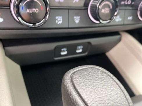 Used 2025 Honda Accord SE image 30