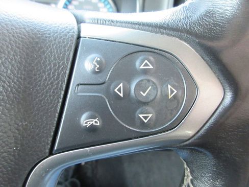 Used 2019 Chevrolet Silverado 2500 LT w/ LT Convenience Package image 29