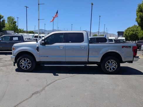 Used 2020 Ford F250 Lariat w/ Lariat Value Package AWD/4WD image 9