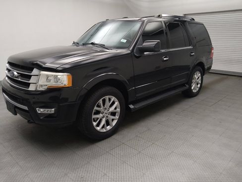 Used 2017 Ford Expedition Limited AWD/4WD image 2