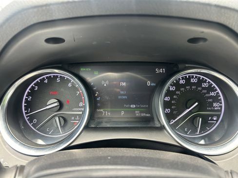 Used 2020 Toyota Camry XLE AWD/4WD image 10