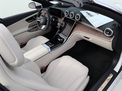 New 2026 Mercedes-Benz CLE 450 4MATIC Cabriolet image 10