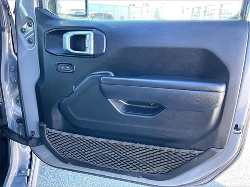 Used 2022 Jeep Wrangler Unlimited Willys image 12