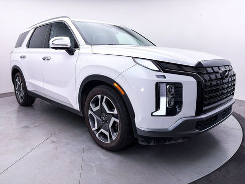 Used 2024 Hyundai Palisade Limited AWD/4WD image 10
