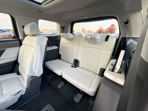 New 2026 Hyundai Santa Fe Calligraphy AWD/4WD image 25