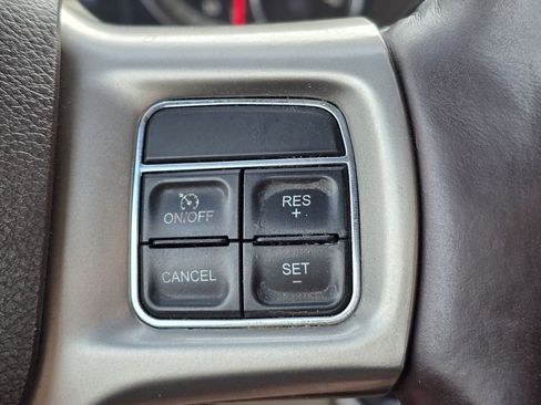 Used 2018 RAM 2500 Laramie w/ Cold Weather Group image 14