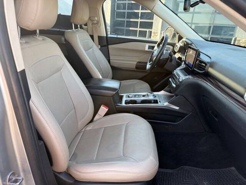 Used 2020 Ford Explorer Limited AWD/4WD image 13