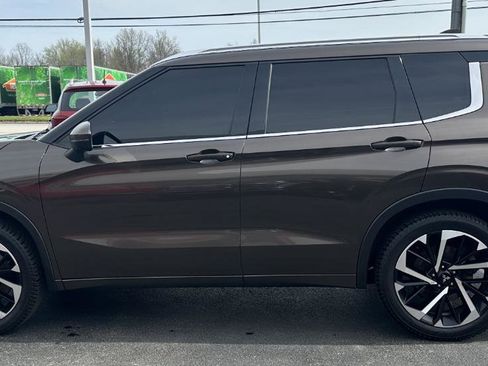 Used 2022 Mitsubishi Outlander SEL AWD/4WD image 13