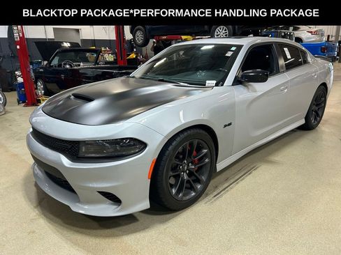 Used 2023 Dodge Charger R/T w/ Performance Handling Group RWD image 2