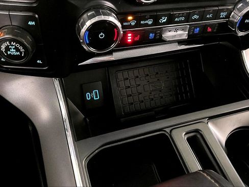 Used 2023 Ford F150 Lariat w/ Max Trailer Tow Package image 33