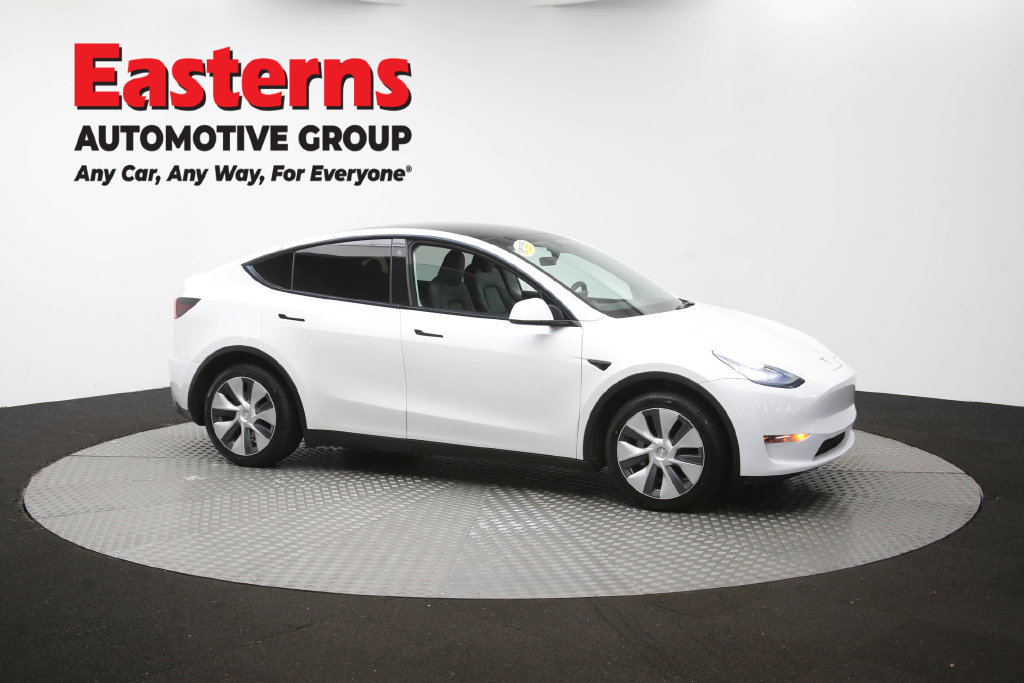Used 2022 Tesla Model Y Long Range AWD/4WD image 45