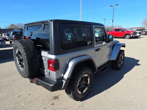 Used 2018 Jeep Wrangler Rubicon w/ Steel Bumper Group image 8