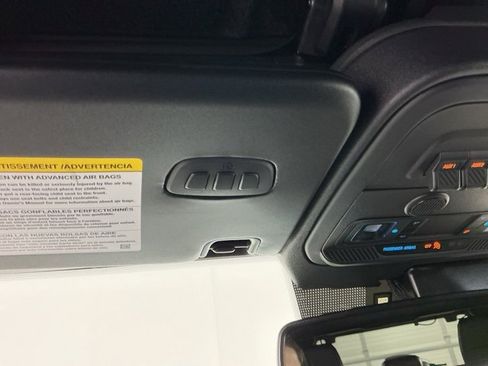 Used 2024 Ford Bronco Wildtrak image 24