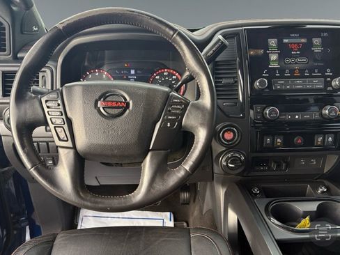 Used 2020 Nissan Titan PRO-4X w/ Pro-4x Convenience Package image 10