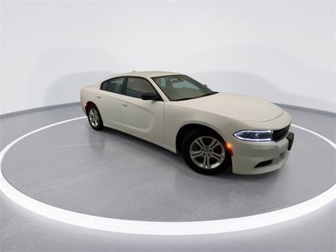 Used 2023 Dodge Charger SXT image 6