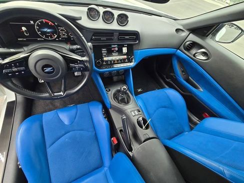 Used 2024 Nissan Z Performance w/ Floor Mat Package RWD image 11