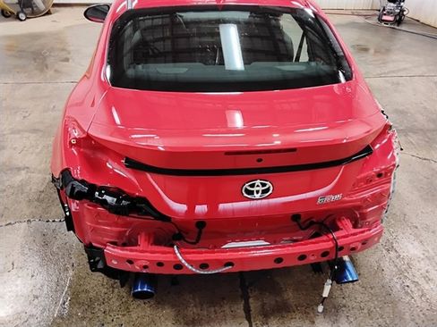 Used 2023 Toyota GR86 w/ ALL Weather Mat Package (TMS) RWD image 8
