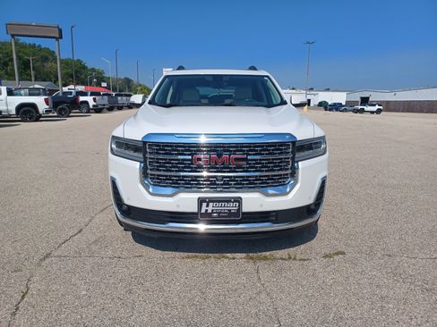 Used 2022 GMC Acadia AWD Denali w/ Denali Ultimate Package image 8
