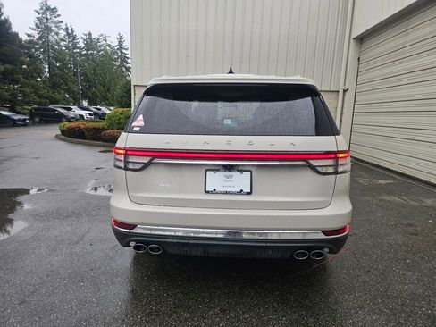 Used 2023 Lincoln Aviator Reserve w/ Equipment Group 201A image 5