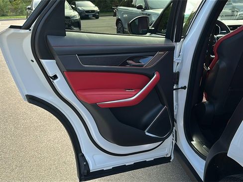 Certified 2024 Jaguar F-PACE R-Dynamic S image 23