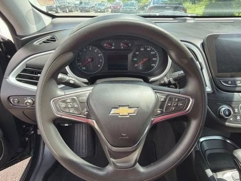 Used 2024 Chevrolet Malibu LT FWD image 15