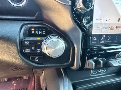 Used 2023 RAM 1500 Laramie AWD/4WD image 16