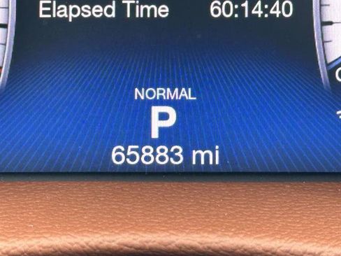 Used 2020 Maserati Levante AWD/4WD image 41