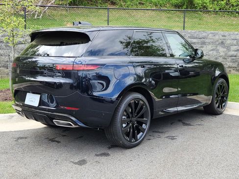 New 2026 Land Rover Range Rover Sport Dynamic SE AWD/4WD image 2