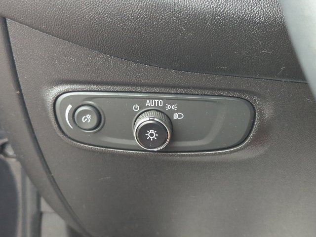 Used 2022 Chevrolet Equinox LS w/ LS Convenience Package AWD/4WD image 20