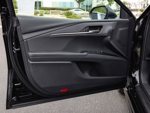 Used 2026 Toyota Camry SE image 23