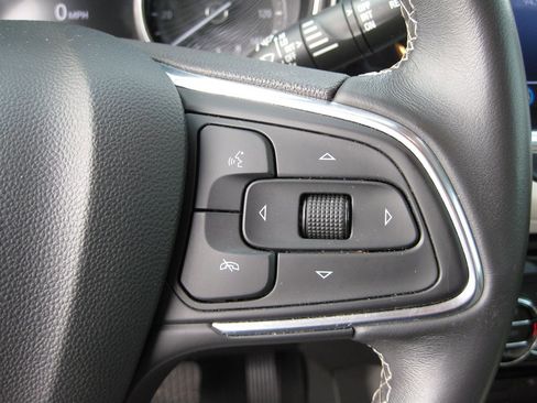 Used 2020 Buick Encore GX Select image 17