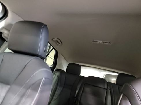 Certified 2023 Buick Envision Essence image 18