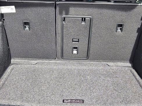 New 2024 Volkswagen Taos SE image 23