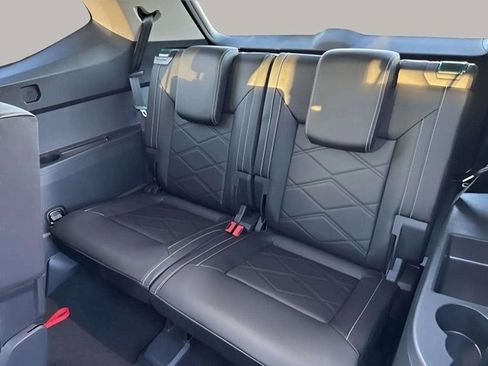 New 2026 Volkswagen Atlas SE image 9