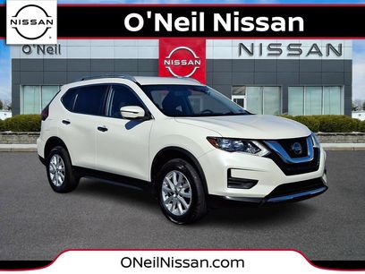Used 2018 Nissan Rogue SV