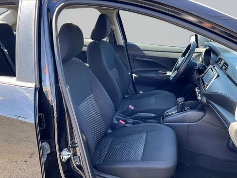 Used 2021 Nissan Versa S FWD image 7