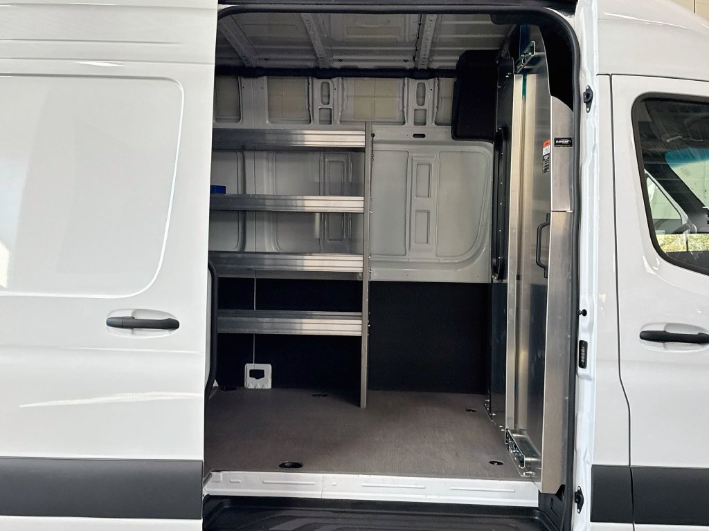 Used 2026 Mercedes-Benz Sprinter 2500 image 30