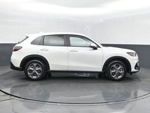 Certified 2026 Honda HR-V LX image 25