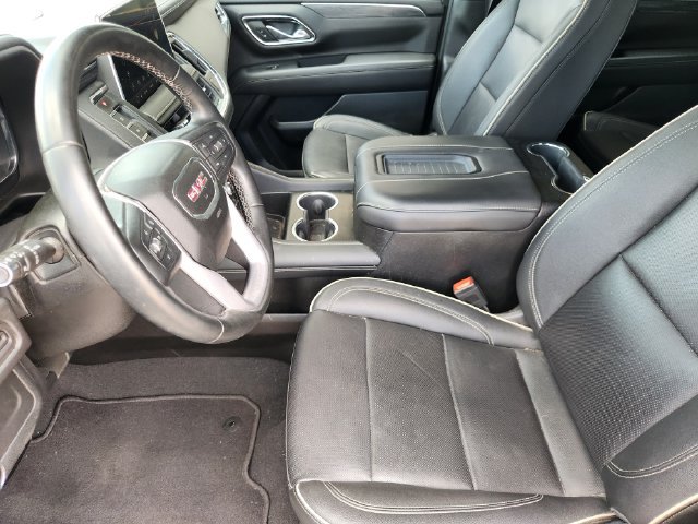 Used 2023 GMC Yukon XL SLT AWD/4WD image 12