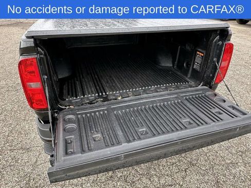 Used 2022 Chevrolet Colorado Z71 w/ Safety Package AWD/4WD image 12