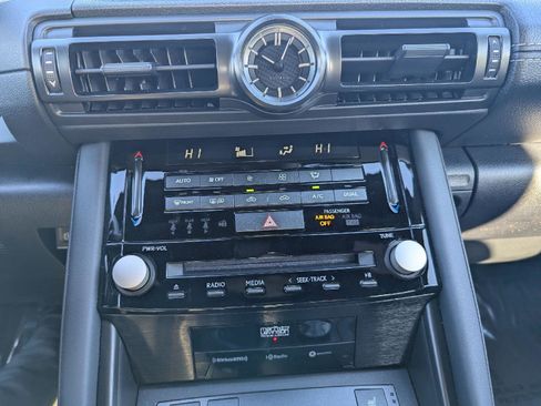 Used 2023 Lexus IS 500 image 15