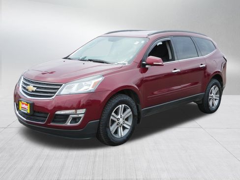 Used 2015 Chevrolet Traverse LT image 3