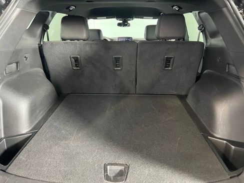 Used 2025 Chevrolet Blazer RS image 29