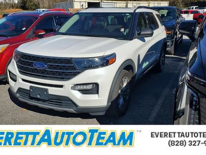 Used 2020 Ford Explorer XLT w/ Equipment Group 202A
