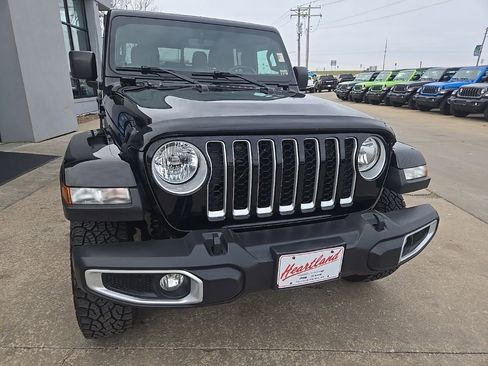 Used 2021 Jeep Gladiator Overland w/ Popular Equipment Package image 15