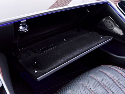 Used 2024 Mercedes-Benz S 63 AMG S w/ Rear Seat Package image 94