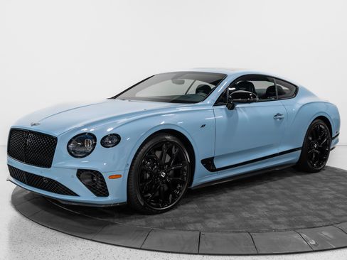 Used 2024 Bentley Continental GT V8 AWD/4WD image 3