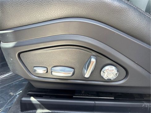 Used 2017 Porsche Panamera 4S image 20