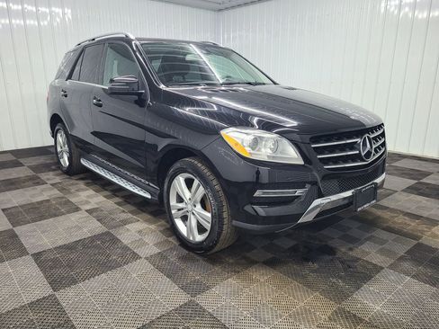 Used 2015 Mercedes-Benz ML 350 4MATIC image 4