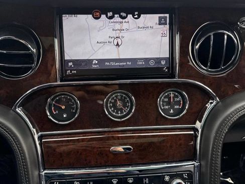 Used 2019 Bentley Mulsanne image 19